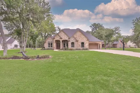 3422 Woodbine Dr, Fulshear, TX 77441