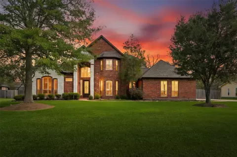 3602 River Bend Dr, Rosenberg, TX 77471