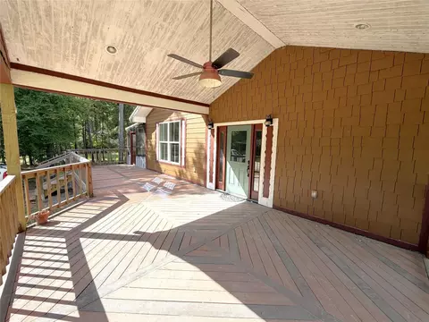Exterior - 294 Canadian Dr, Trinity, TX 75862 photo 5 of 14