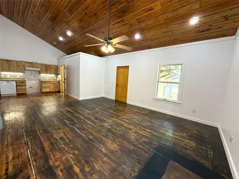 Living - 294 Canadian Dr, Trinity, TX 75862 photo 1 of 5