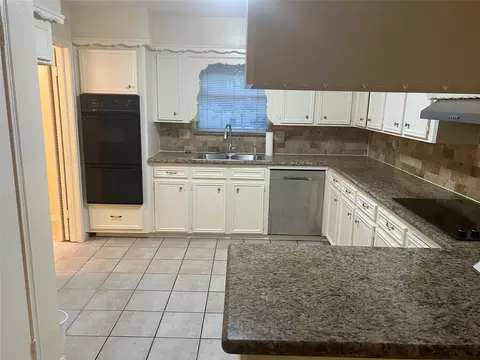 Kitchen - 3418 Candlewisp Dr, Spring, TX 77388 photo 5 of 5