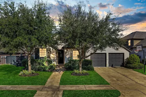 710 Suncatcher Cir, Richmond, TX 77406