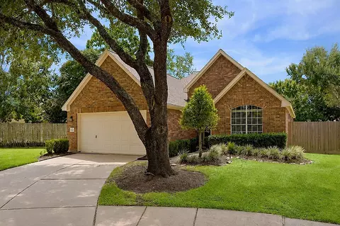 3602 Avey Ct, Pearland, TX 77584