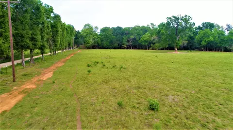 813 County Road 4110, Crockett, TX 75835