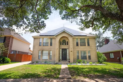 2113 Spinnaker Dr, League City, TX 77573