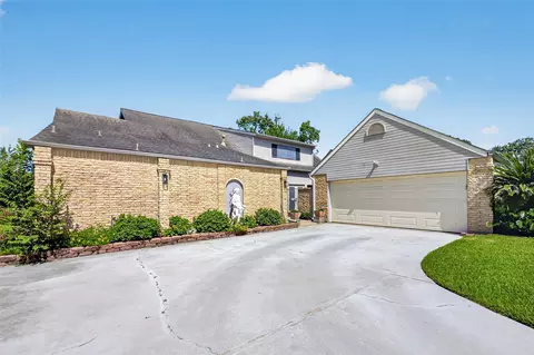 3710 Point Clear Dr, Missouri City, TX 77459