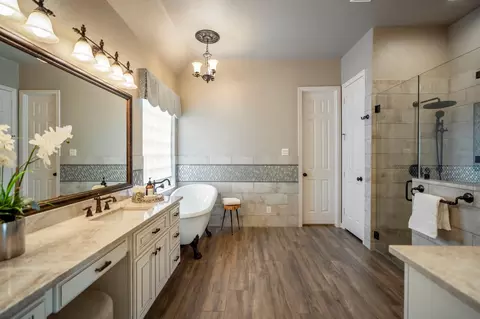 Bath - 2407 Hendricks Lakes Dr, Spring, TX 77388 photo 1 of 6