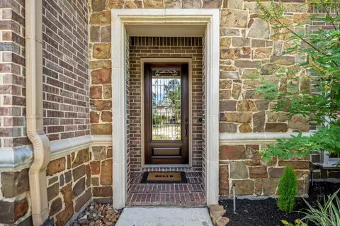 Entry Way - 2407 Hendricks Lakes Dr, Spring, TX 77388 photo 1 of 5
