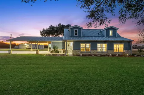 19989 Meadow Bend Rd, Waller, TX 77484