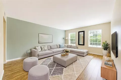361 N Post Oak Ln #241, Houston, TX 77024