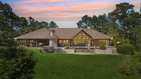 225 Mcgregor Dr, Brookeland, TX 75931