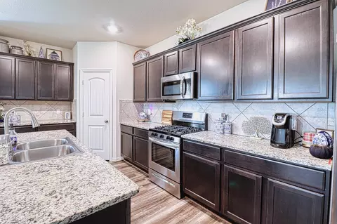 Kitchen - 16109 Dockside St, Crosby, TX 77532 photo 3 of 4