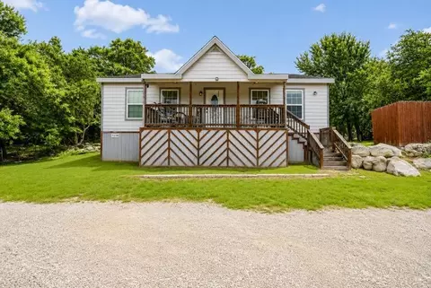 1743 Line Camp Trl, Spring Branch, TX 78070
