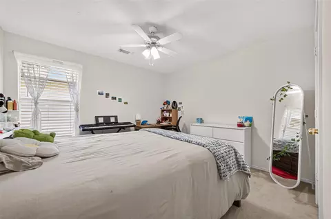 Bedroom - 30 S Vesper Bend Cir, Spring, TX 77382 photo 1 of 5