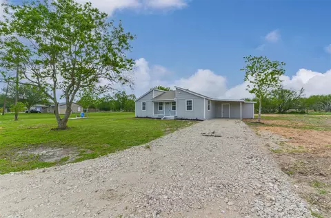 13252 Kanak St, Needville, TX 77461