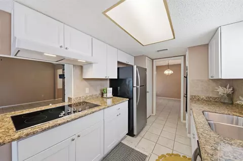 Kitchen - 4019 Postwood Dr, Spring, TX 77388 photo 3 of 6