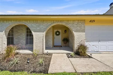Exterior - 4019 Postwood Dr, Spring, TX 77388 photo 2 of 9