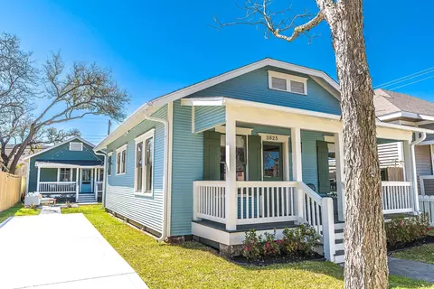 3825 Avenue N 12, Galveston, TX 77550