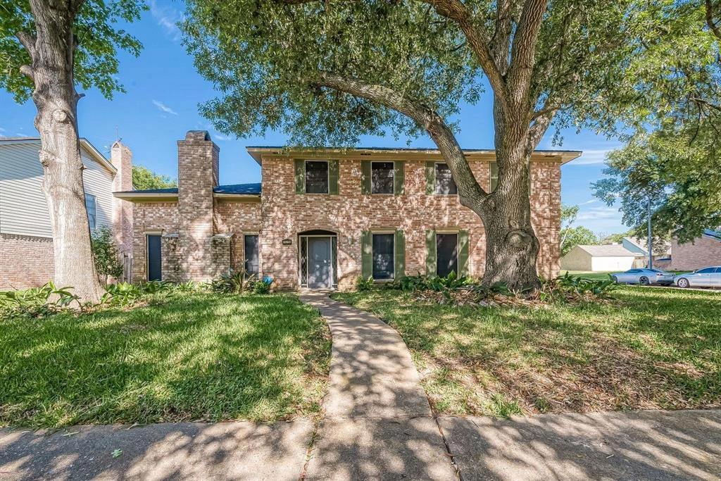 15319 Corona Del Mar Dr  