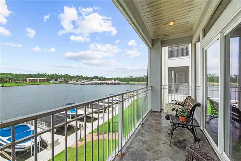168 Lake Point Blvd #A204, Montgomery, TX 77356