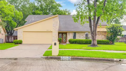 3811 Lamplighter Cir, Missouri City, TX 77459