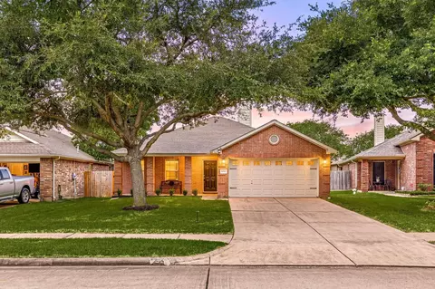 6011 Minard Dr, Katy, TX 77449