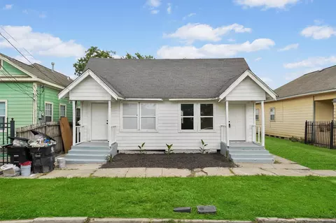 7425 Avenue E, Houston, TX 77011