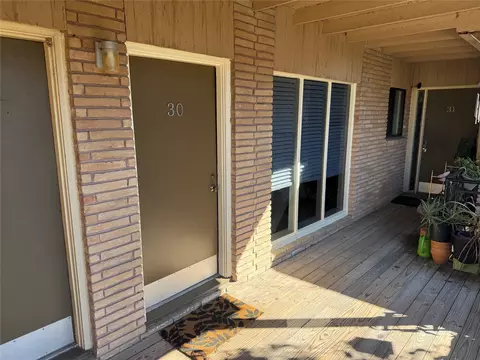 3809 N Braeswood Blvd #30, Houston, TX 77025