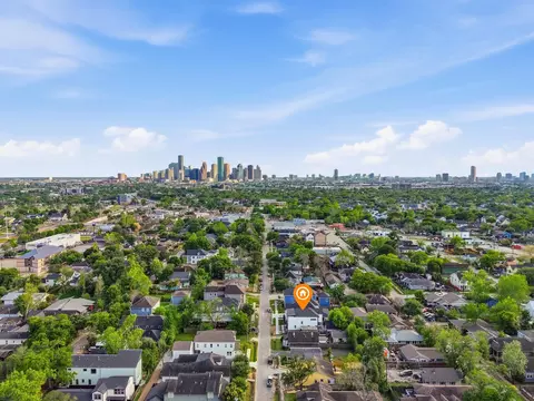 501 Cordell St # D, Houston, TX 77009
