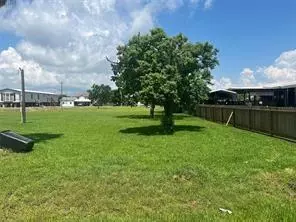 39 16th Street, San Leon, TX 77539