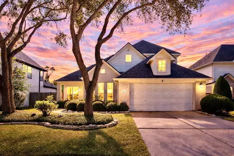 10310 Five Oaks Ln, Missouri City, TX 77459