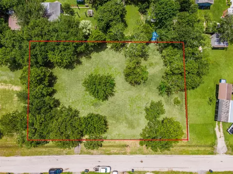 410-416 7th St, Dickinson, TX 77539