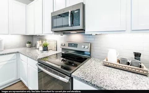 Kitchen - 10681 Altitude Way, Conroe, TX 77303 photo 5 of 6