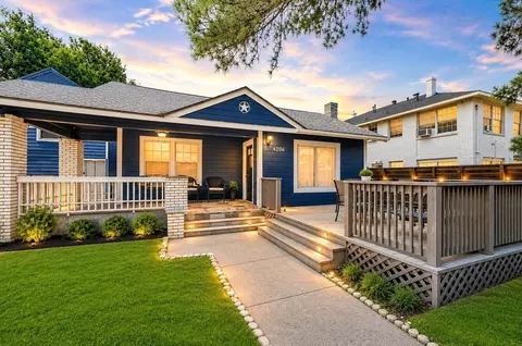 4206 Ab Walker St, Houston, TX 77023