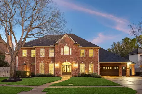 2811 Autumn Lake Dr, Katy, TX 77450