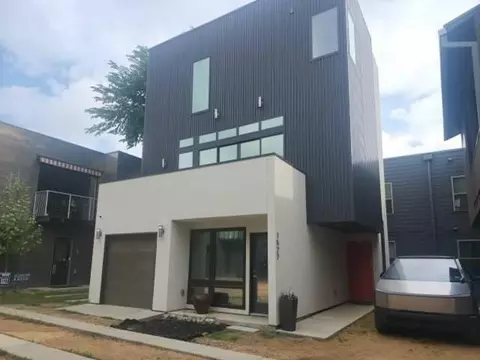 1527 Hickory St, Dallas, TX 75215