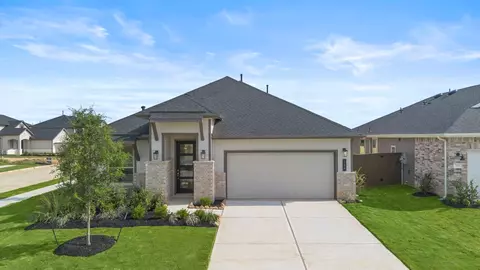 124 Coastal Prairie Dr, Waller, TX 77484