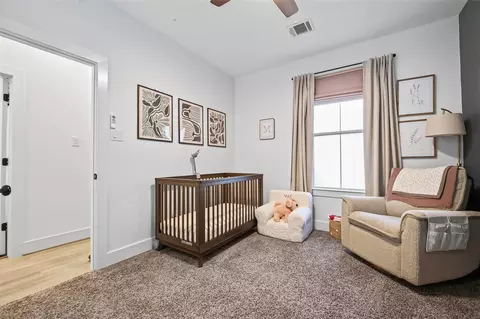 Bedroom - 10372 Fairview Dr, Conroe, TX 77385 photo 5 of 7