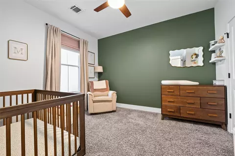 Bedroom - 10372 Fairview Dr, Conroe, TX 77385 photo 4 of 7