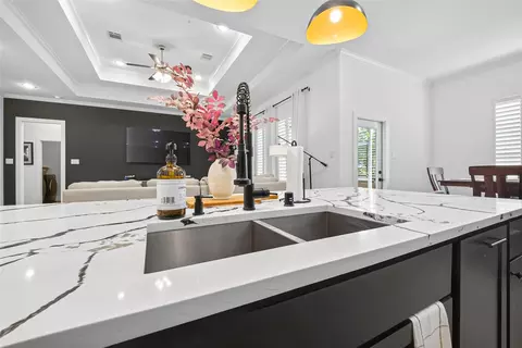 Kitchen - 10372 Fairview Dr, Conroe, TX 77385 photo 8 of 8
