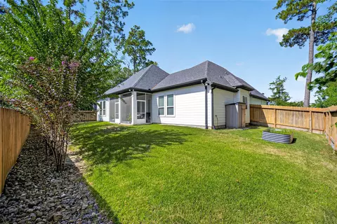 Exterior - 10372 Fairview Dr, Conroe, TX 77385 photo 10 of 12