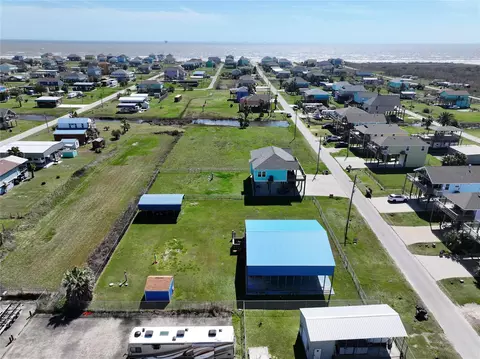 970 S Jack Rd, Crystal Beach, TX 77650