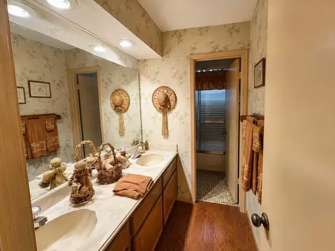 Bath - 3626 Chapel Square Dr, Spring, TX 77388 photo 2 of 2