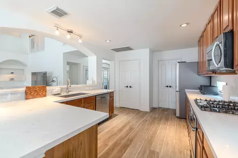 Kitchen - 1107 Compass Cove Cir, Spring, TX 77379 photo 3 of 3