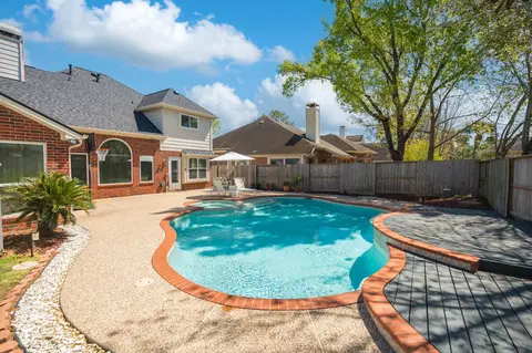 Exterior - 1107 Compass Cove Cir, Spring, TX 77379 photo 5 of 7