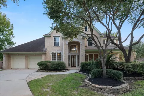 17303 Village Breeze Dr, Tomball, TX 77377