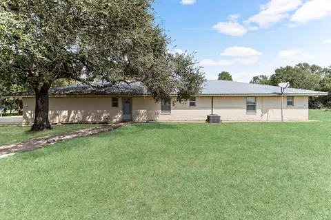 3030 Moore Rd, Beaumont, TX 77713