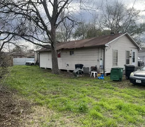 1410 E 33rd St, Houston, TX 77022