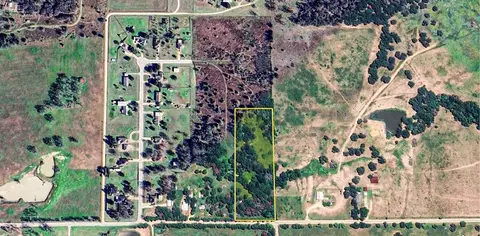 4277 Opersteny Rd, Bryan, TX 77808