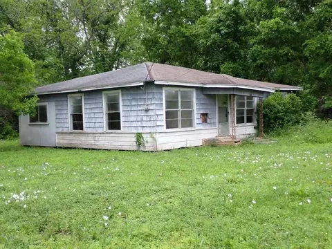 9706 Fm-102, Wharton, TX 77488